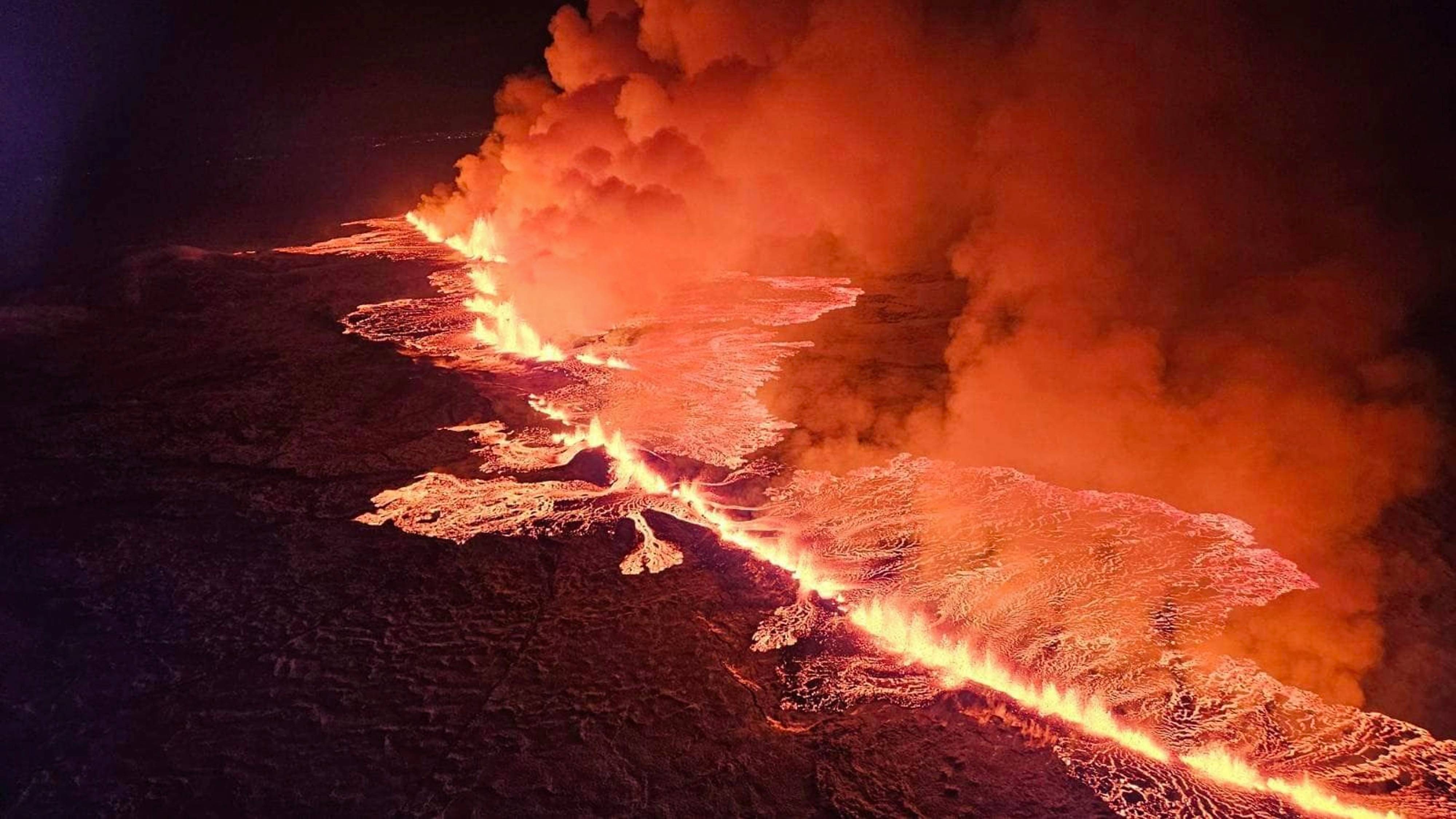 Volcán de Islandia, en directo la erupción en Grindavík