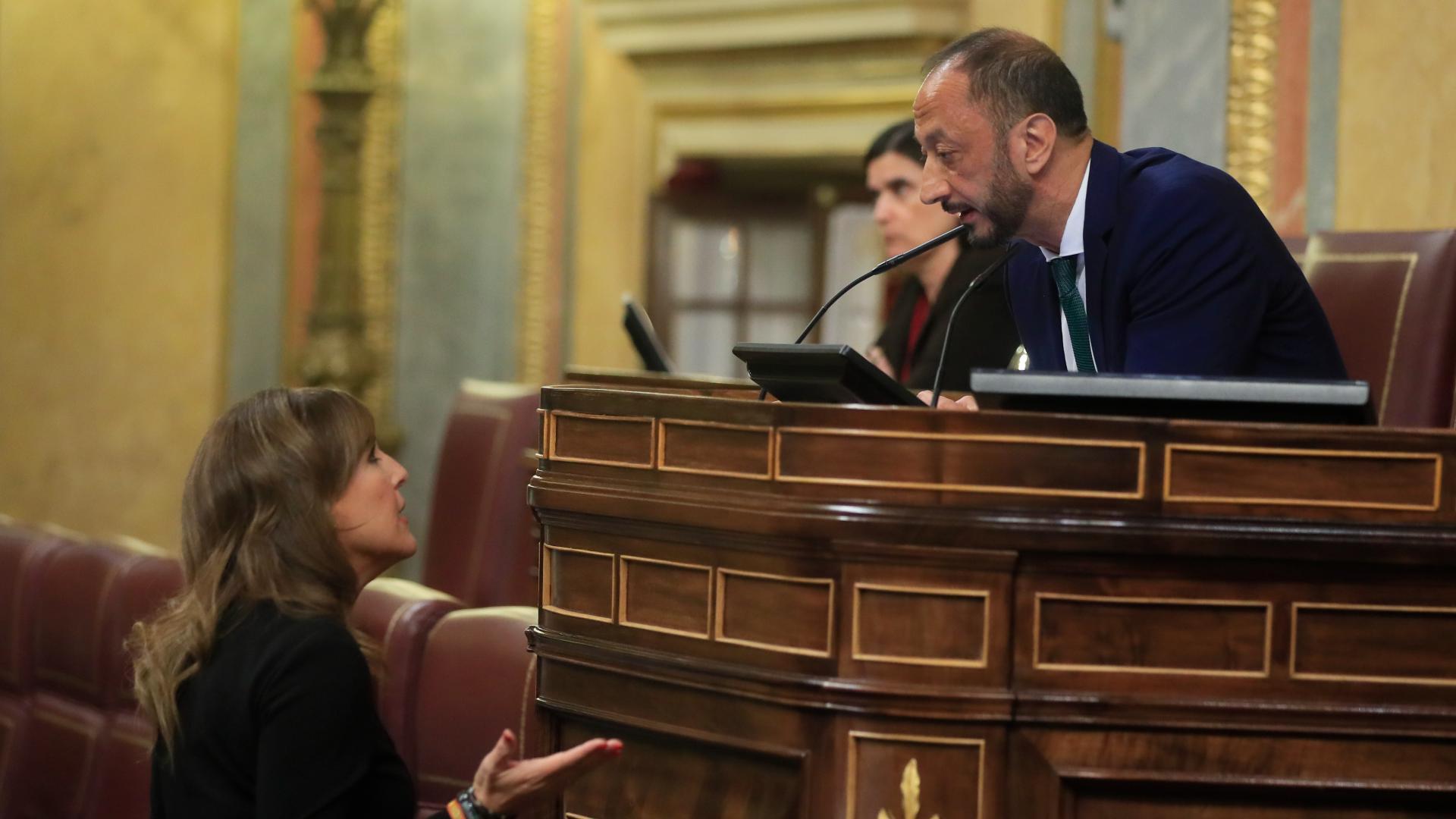 Vox Abandona El Hemiciclo Al Ser Retirada La Palabra De Una Diputada