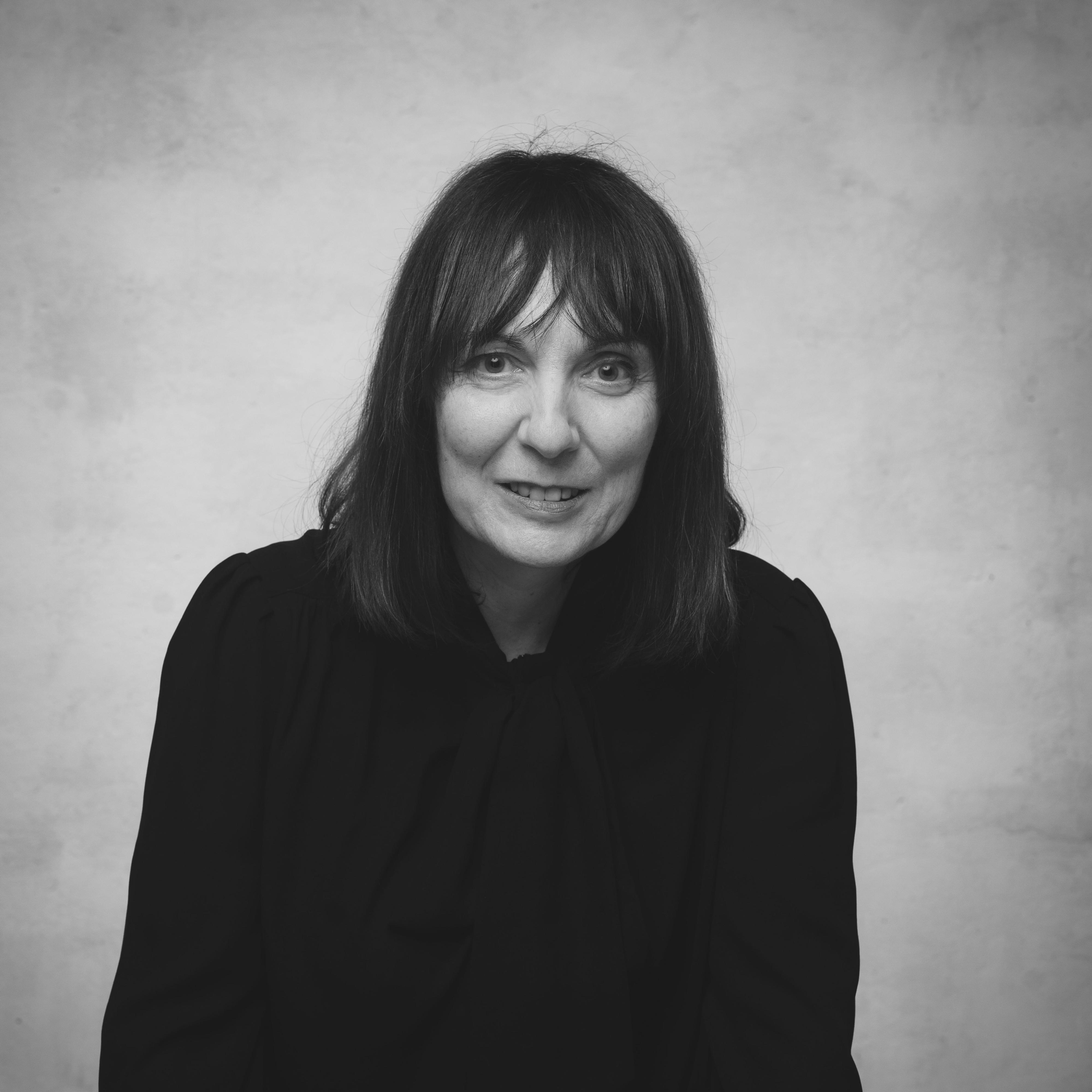 De vuelta en Radio 5 - Silvia Grijalba publica "Aquellas noches eternas" - 06/07/25