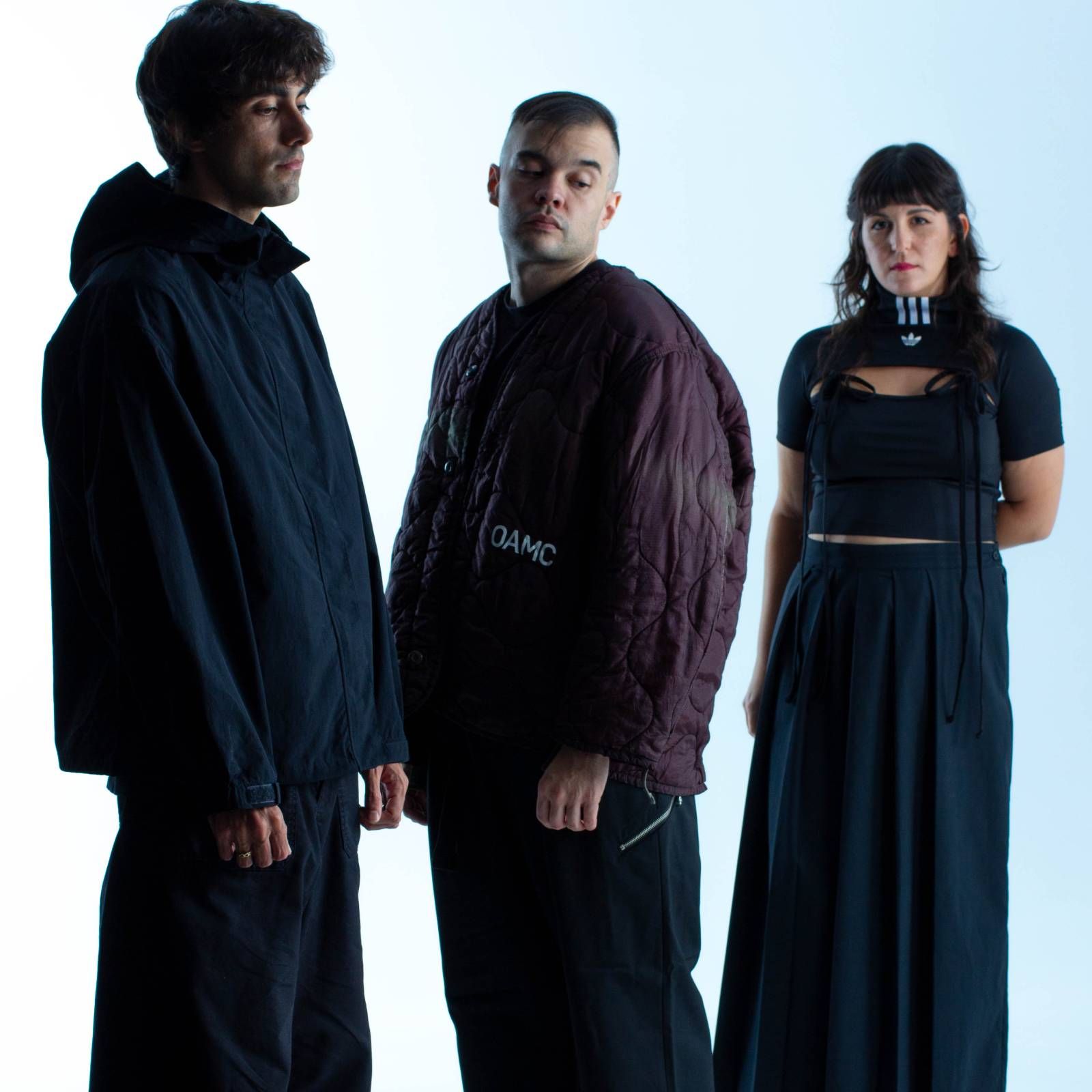 Bandeja de entrada - VVV[Trippin'you], Johnny B. Zero, Tame Impala... - 23/10/25