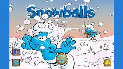 Batalla de bolas de nieve con Los Pitufos