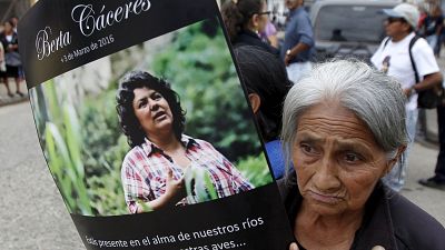 América hoy - Indignación por el asesinato de la líder indígena Berta Cáceres - 04/03/16 - escuchar ahora América hoy - Indignación por el asesinato de la líder indígena Berta Cáceres - 04/03/16 - escuchar ahora