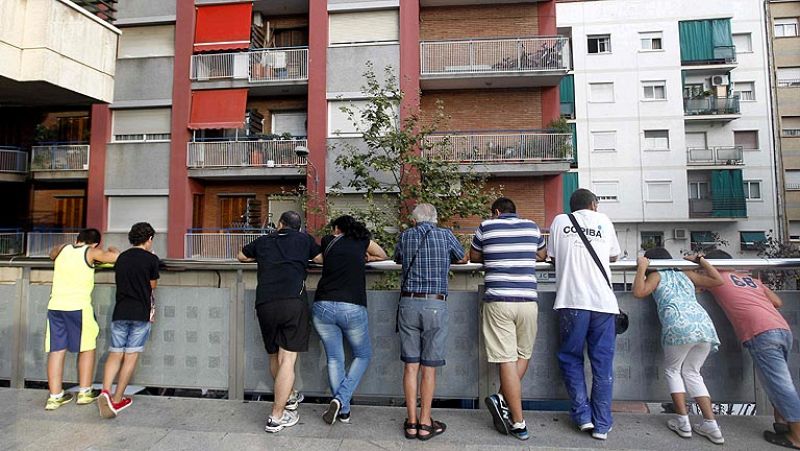 Una mujer es asesinada en L'Hospitalet supuestamente por su pareja, que se ha suicidado