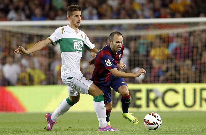 Iniesta, baja con la selección por sus molestias en la rodilla izquierda