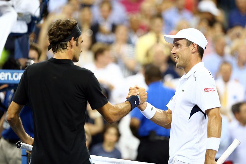 Federer no da opciones a Bautista Agut y se instala en cuartos del Abierto de EE.UU.