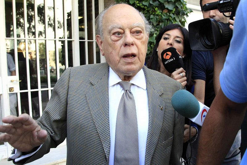 La juez pide al Banco de Madrid información sobre las cuentas de la esposa y cuatro hijos de Pujol