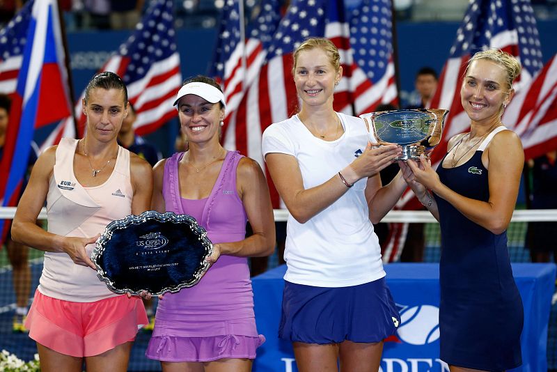 Makarova y Vesnina vencen a Hingins y Pennetta y conquistan el título de dobles del US Open