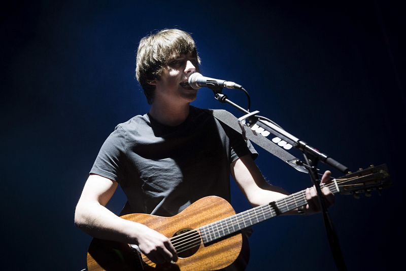 Jake Bugg cierra por todo lo alto la tarde del DCODE derrochando talento y carisma