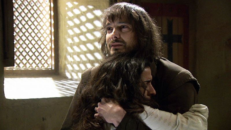 Gonzalo sufre la mayor crisis de su vida y la Reina hace que Lucrecia sea repudiada y castigada