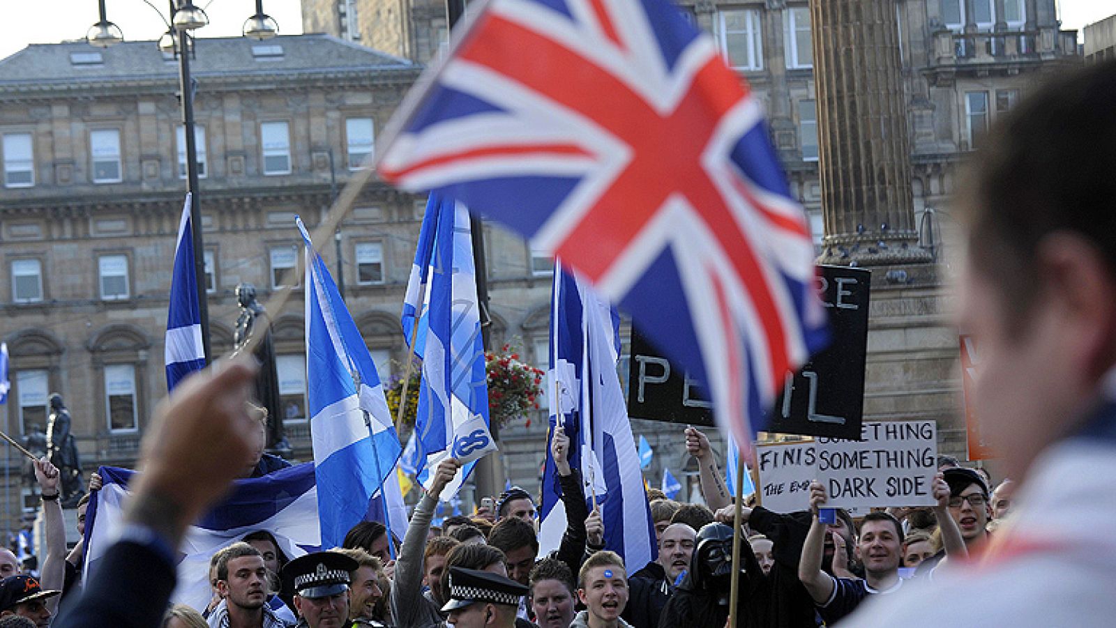 La campaña en Escocia continúa hasta el último minuto | Ver