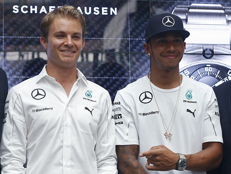 Rosberg y Hamilton anuncian batalla nocturna en Marina Bay