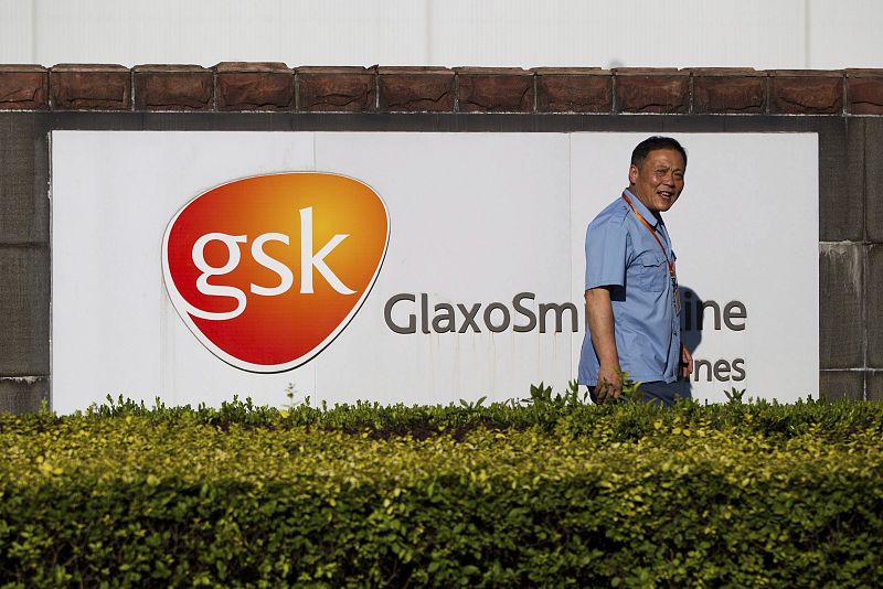 La farmacéutica GlaxoSmithKline, multada con 380 millones de euros por pagar sobornos en China