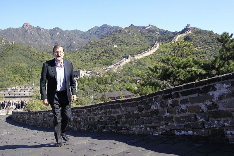Rajoy advierte a Mas del "lío" en el que se mete al convocar la consulta