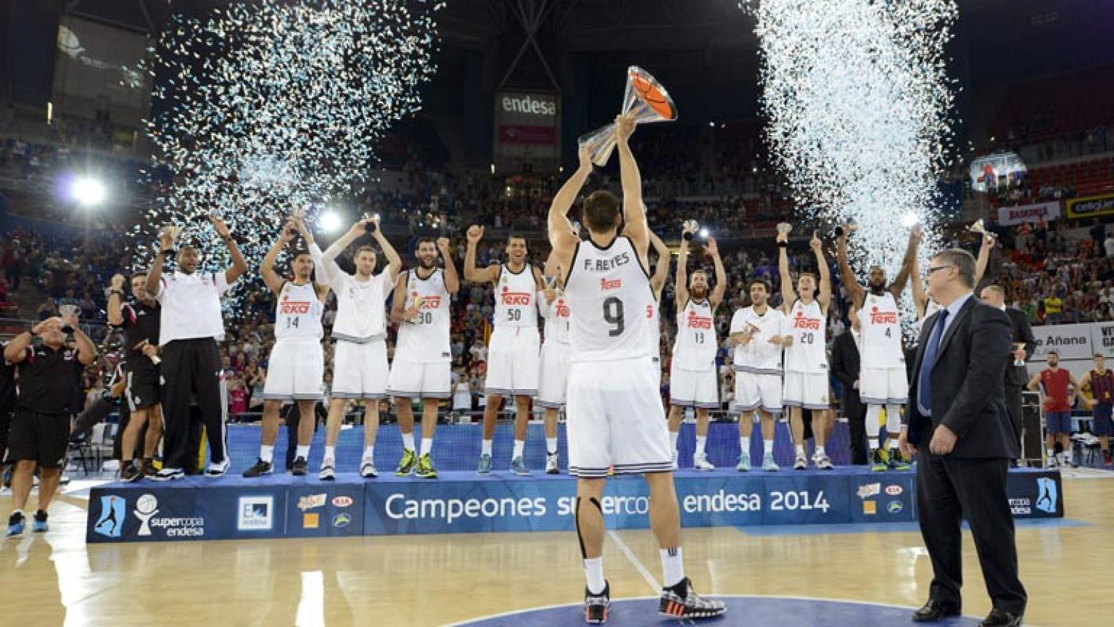 El Madrid se convierte en 'Supercampeón' por tercera vez consecutiva | Ver