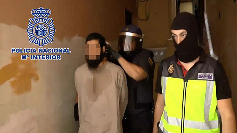 Prisión sin fianza para el presunto jefe de la célula yihadista del EI detenido en Melilla