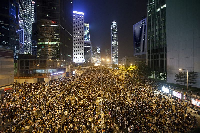 EE.UU. pide "contención" en Hong Kong y apoya la reivindicación de elecciones libres