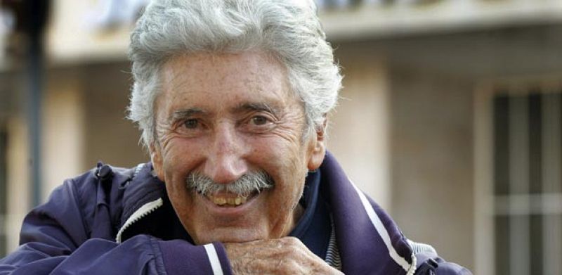 José Ramón Sánchez: "Me da mucha vergüenza llamar a mis amigos por el premio"