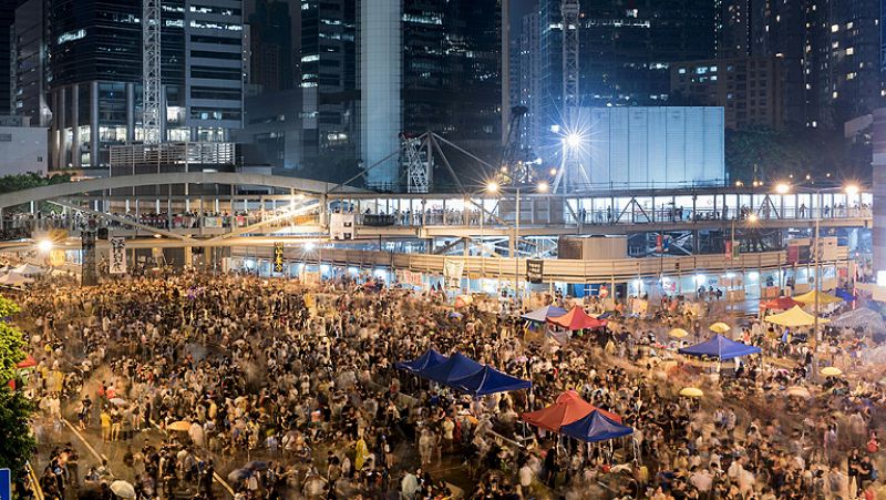 Los estudiantes suspenden el diálogo con el Gobierno de Hong Kong tras los enfrentamientos