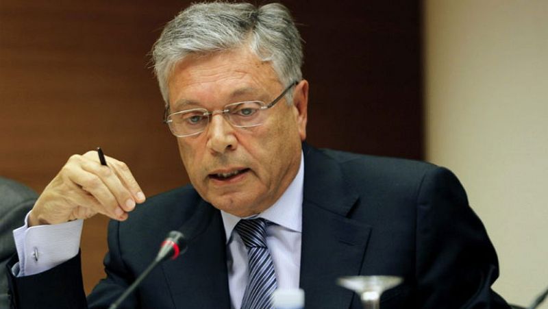 El juez imputa al expresidente de la CAM por apropiarse de 300.000 euros en dietas retroactivas