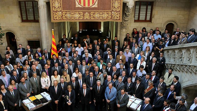 Los ayuntamientos catalanes cierran filas con la convocatoria del 9N: "Ahora o nunca"