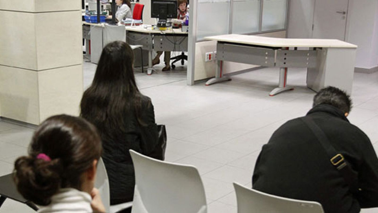 El paro se mantiene como principal problema seguido por la corrupción, según el CIS