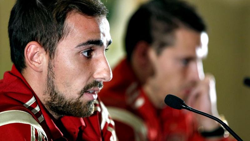 Alcácer: "A Casillas no se le puede juzgar por un partido"