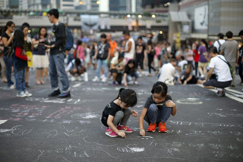 La calma regresa a Hong Kong, pero aumenta el número de concentrados