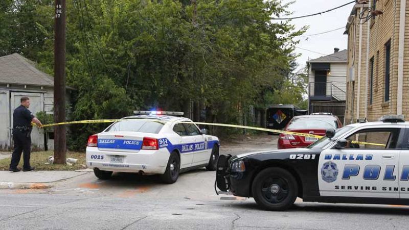 Una sanitaria en Texas da positivo por ébola tras atender a un contagiado en EE.UU.