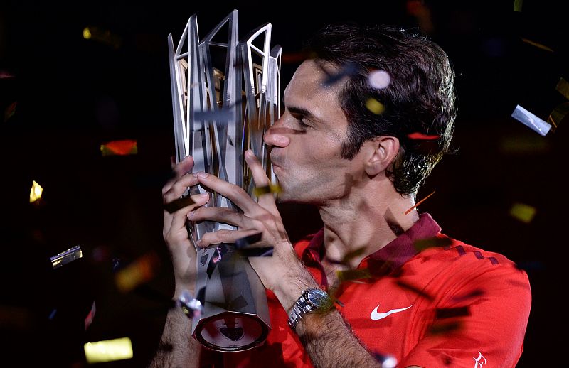 Federer amplía su leyenda al ganar por primera vez Masters 1000 de Shanghai