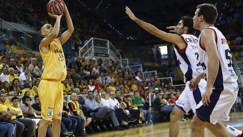 El Herbalife Gran Canaria pasa por encima de Obradoiro