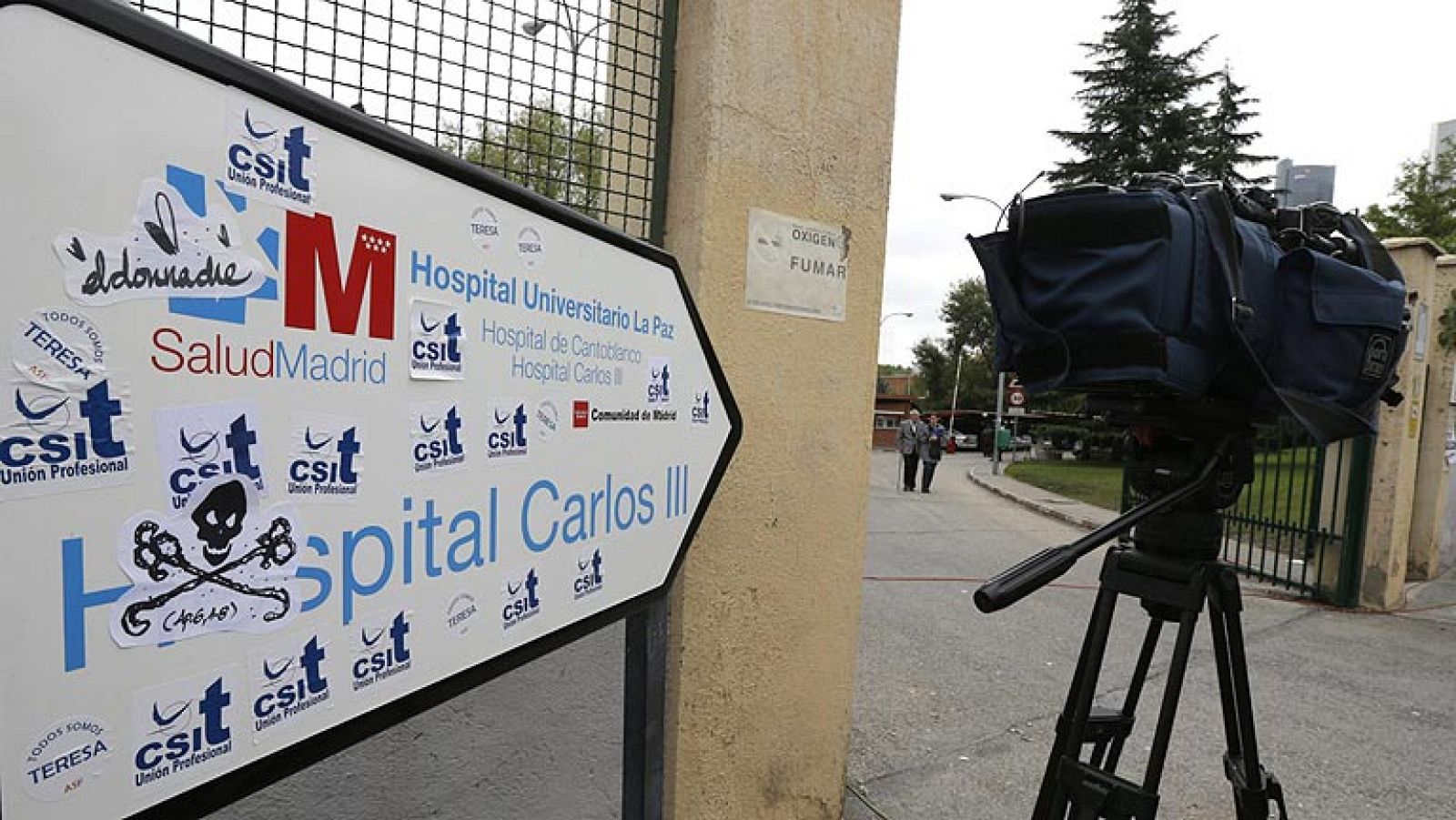 Teresa Romero ya ingiere líquidos y ha hablado con su marido por teléfono