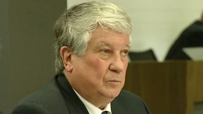 Arturo Fernández pone su cargo a disposición de la CEOE, en lo que considera un "cese voluntario"