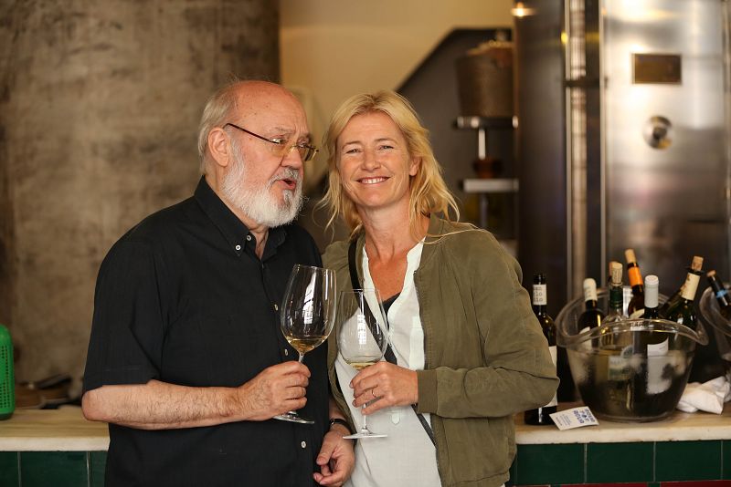 'Un país para comérselo' descubre la creatividad y fantasía de Albacete con Joaquín Reyes y José Luis Cuerda