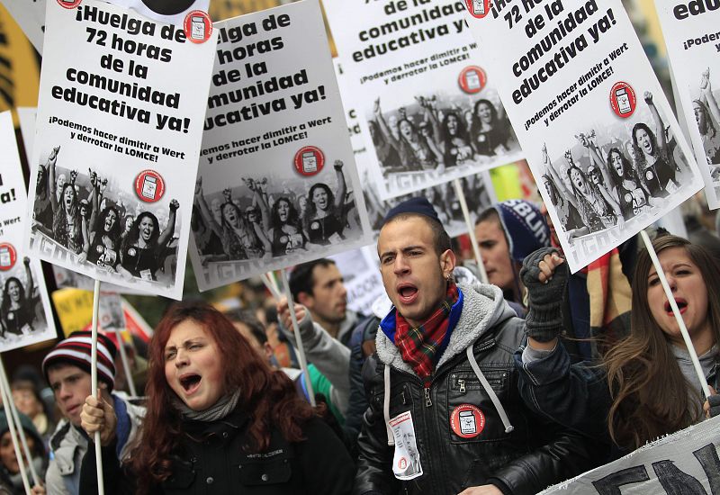 Los estudiantes hablan de "seguimiento masivo" de la huelga y Educación la tacha de "política"