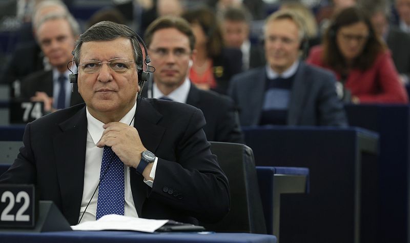 Barroso se despide de la Eurocámara tras diez años en los que la UE estuvo "cerca del abismo"