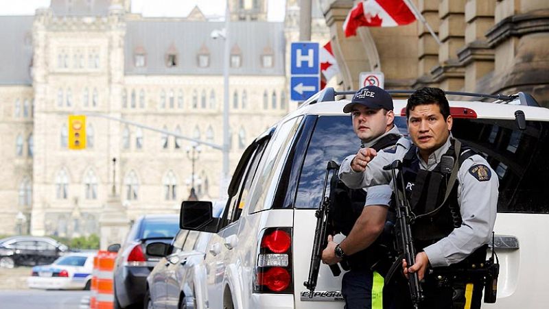 La policía de Canadá abate a un tirador que disparó en el Parlamento