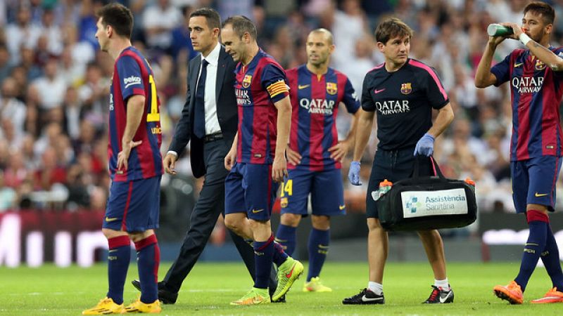 Andrés Iniesta sufre una lesión en el sóleo de la pierna derecha
