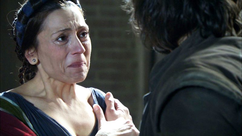 Lucrecia arriesga lo inimaginable por hacer historia y Catalina confiesa su amor por Cipri