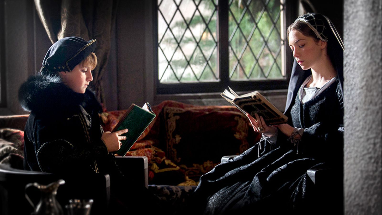 Isabel - ¿Llegó Catalina virgen al matrimonio con Enrique VIII? | Ver