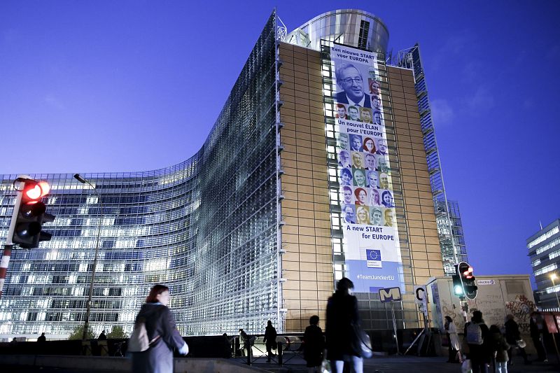 El Eurogrupo aboga por una línea de crédito reforzada para Grecia tras el rescate