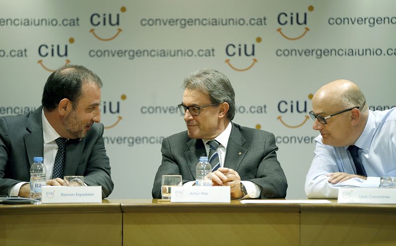 CiU aplaza el debate de las elecciones plebiscitarias a la espera de la respuesta de Rajoy