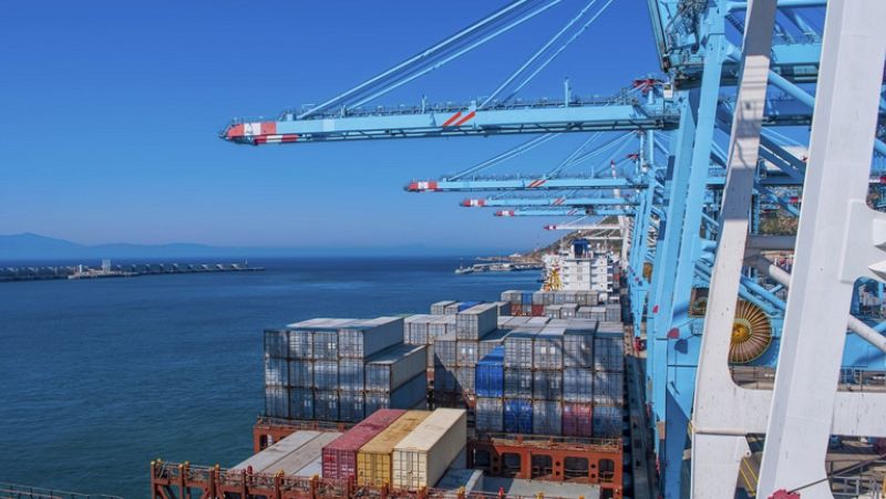 El déficit comercial se dispara un 71,3% hasta septiembre por el tirón de las importaciones