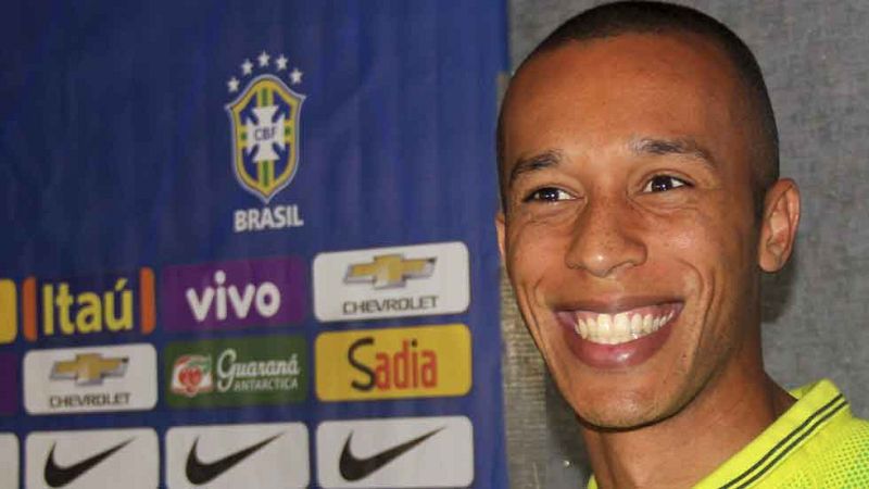 Miranda sufre una lesión en el bíceps femoral y causará baja contra el Málaga y Olympiacos