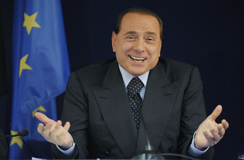 El Consejo de Ministros italiano aprueba la ley que dará la inmunidad a Berlusconi