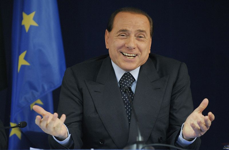 El Consejo de Ministros italiano aprueba la ley que dará la inmunidad a Berlusconi