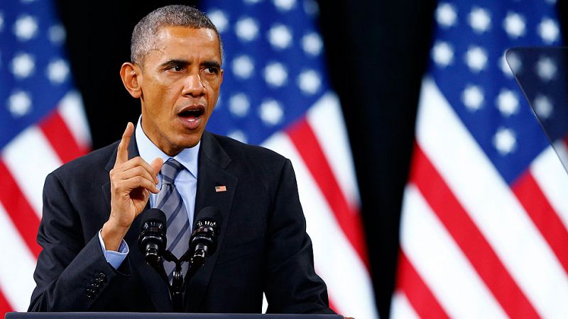 Obama defiende una reforma migratoria aclamada entre gritos en español de "Sí se puede"