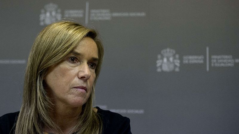 Mato dimite como ministra de Sanidad después de que el juez la señale como beneficiaria de Gürtel