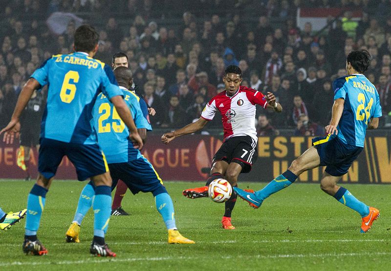 El Sevilla pierde ante el Feyenoord y se jugará el pase ante el Rijeka en la última jornada