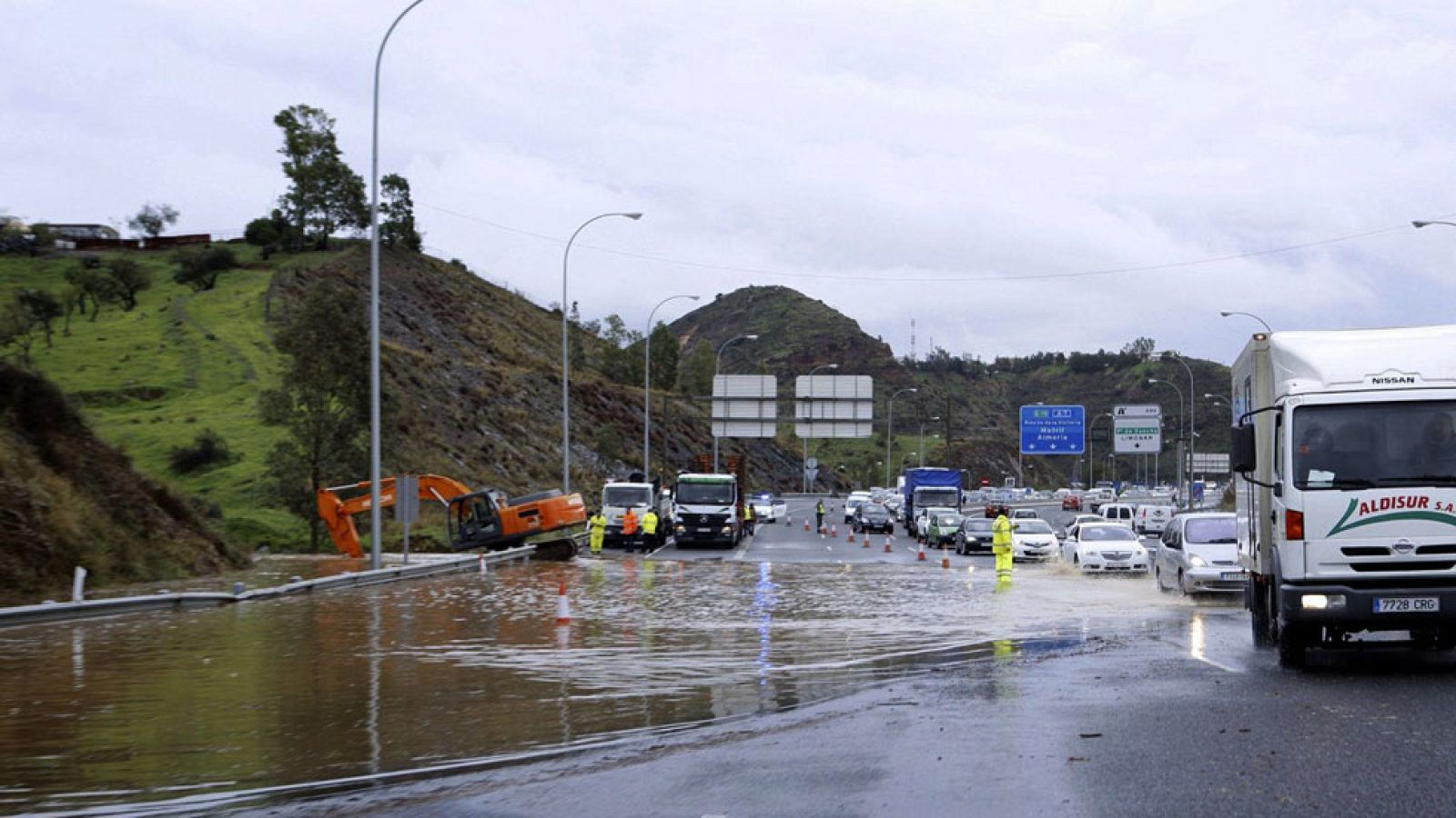 Canarias en alerta roja por vientos huracanados