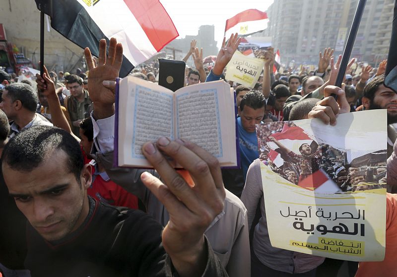 Al menos tres muertos en una protesta islamista en El Cairo